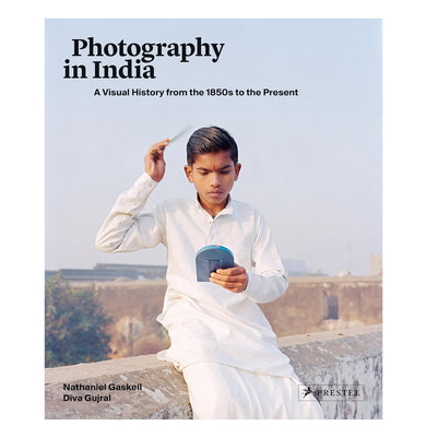 imagPhotography in India: A Visual History from the 1850s to the Present