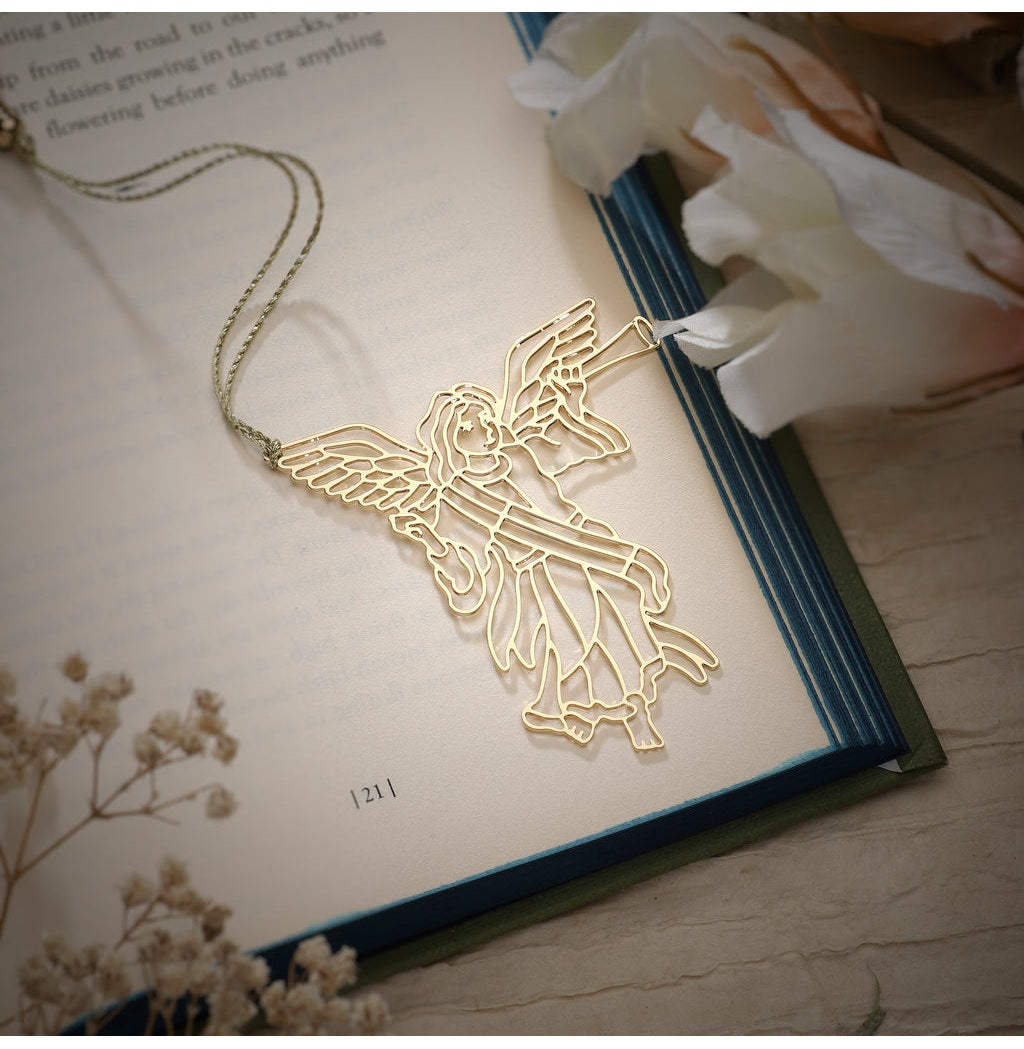 Elegant Brass Bookmark with Golden Tassel: A Touch of Class for Every Reader
