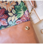 image //www.c...Overlay Sling Bag - Floret-HBF009CS
