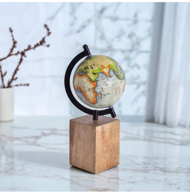 imagThe Earth in Miniature-Sea Green Globe 5