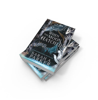 imagWhen the Moon Hatched: The international bestselling sensation: Book 1 The Moonfall Series Paperback Parker Sarah A.
