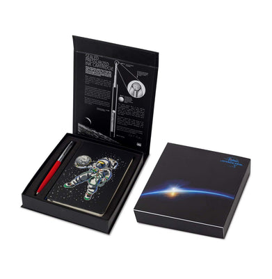 imagFisher Space Pen Cap-O-Matic Maroon Ballpoint Pen Astronaut Holds Moon N6-Wp29732
