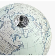 image //www.c...World Globe