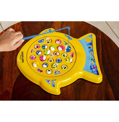 imagBaby Shark Sing and Go Fishing Game