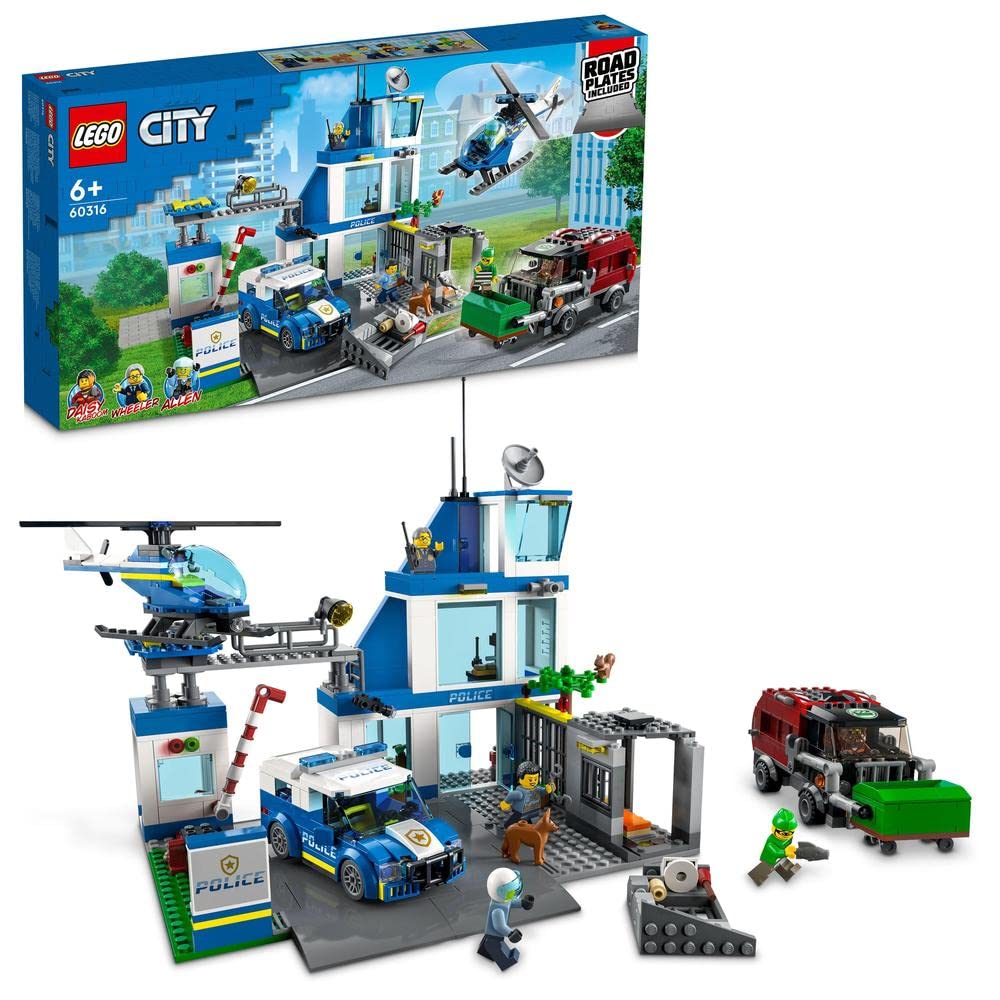 Lego City Police Station Adventure Set  60316 (668 Pieces)