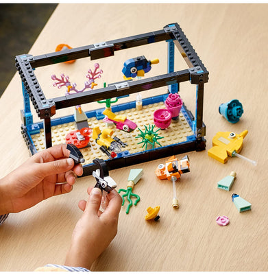 imagLEGO Creator 3in1 Fish Tank 31122 Building Kit 352 Pieces