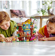 image //www.c...LEGO Friends Friendship Tree House 41703 Building Kit